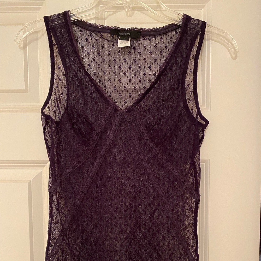 Express Sheer Tank, size medium